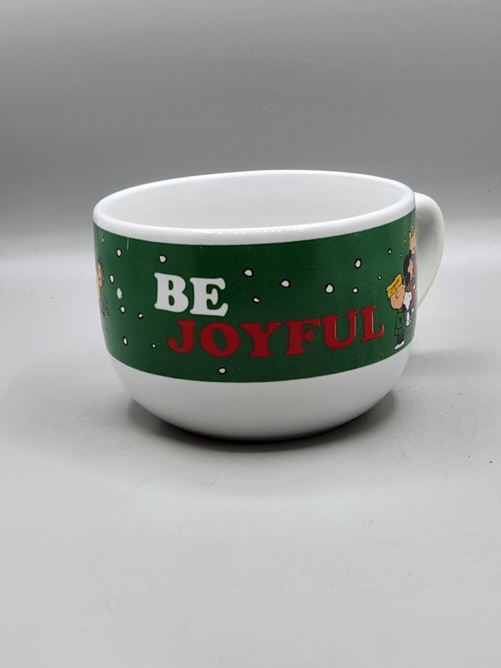 Peanuts Be Joyful 22 oz Christmas Mug Snoopy Charlie Brown Holiday Collectable - Picture 2 of 11